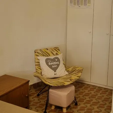 Mala Kuca Kraj Mora *