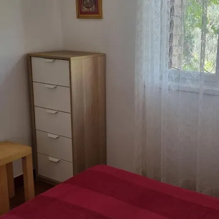 Mala Kuca Kraj Mora Grebaštica